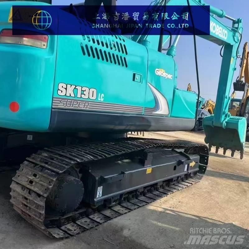 Kobelco 130 Escavadoras Midi 7t - 12t