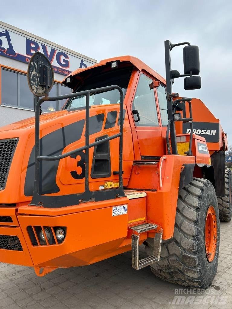 Doosan DA 30 Camiões articulados