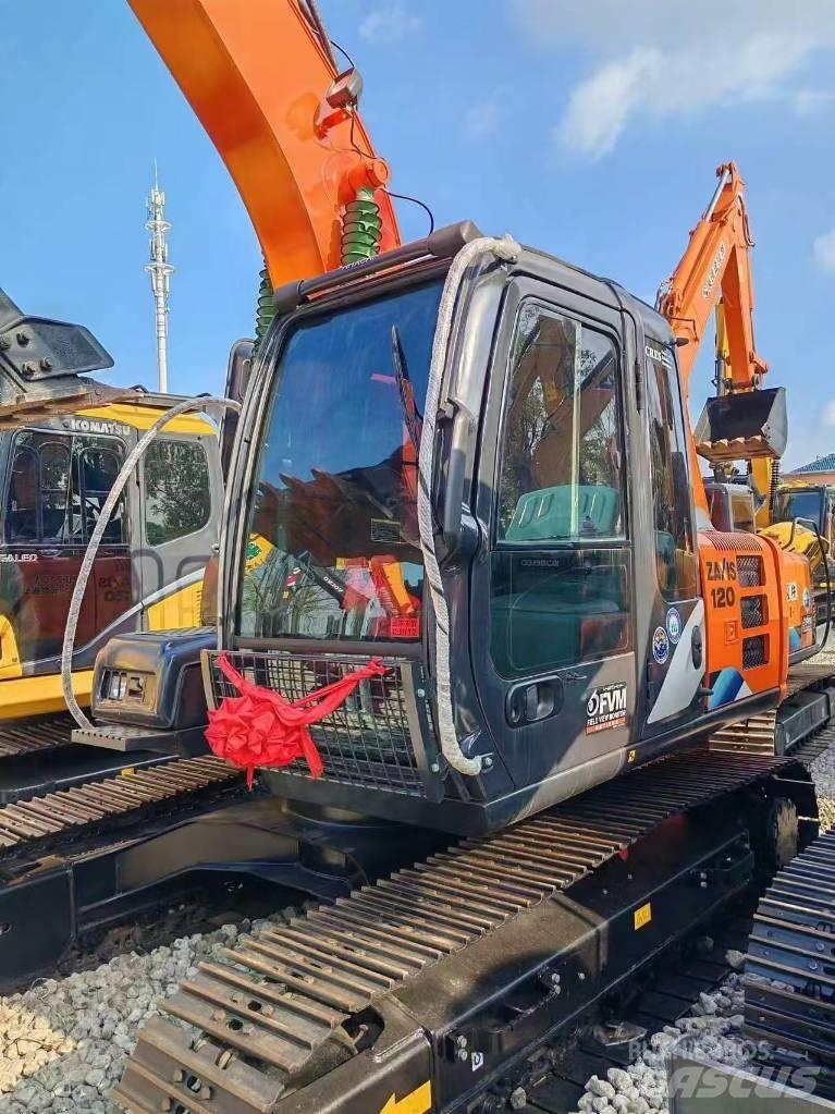 Hitachi ZX 120 Escavadoras de rastos