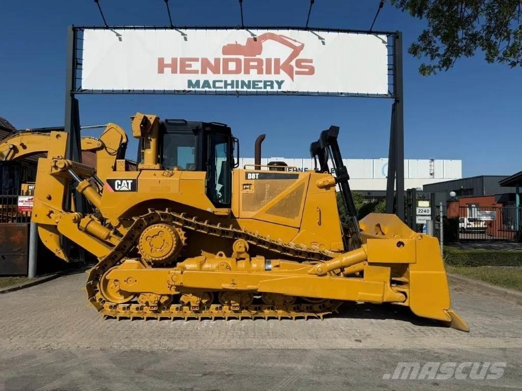 CAT D8T (D8R) Dozers - Tratores rastos