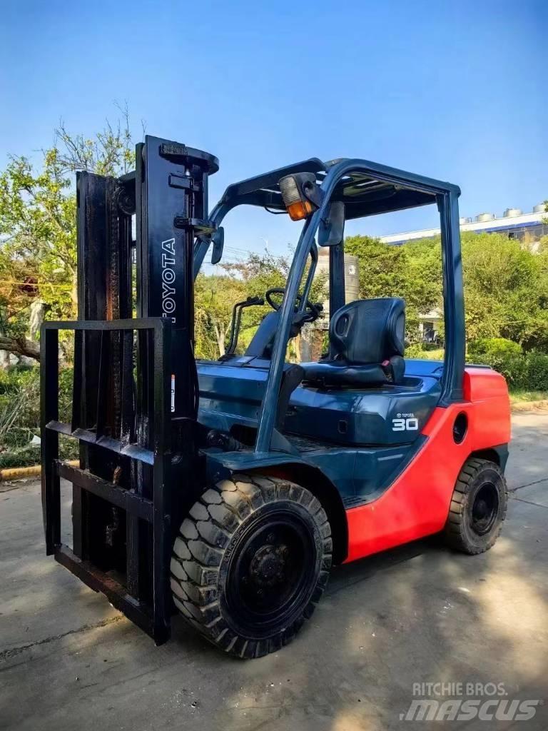 Toyota 8 FD 30 Empilhadores Diesel