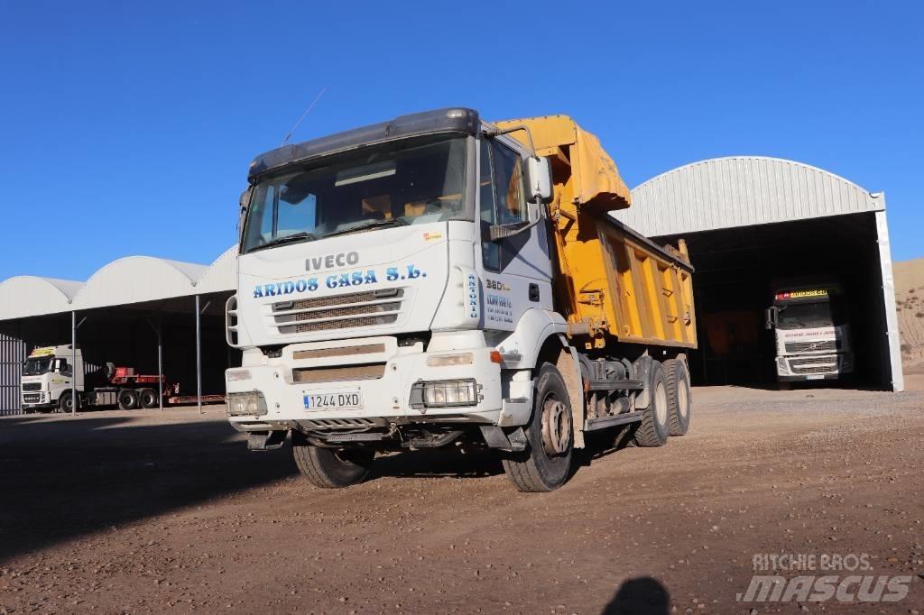 Iveco Trakker 380 Camiões basculantes