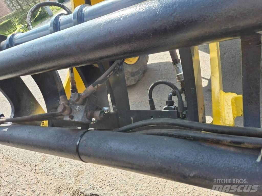 Komatsu WA100M-7 Pás carregadoras de rodas