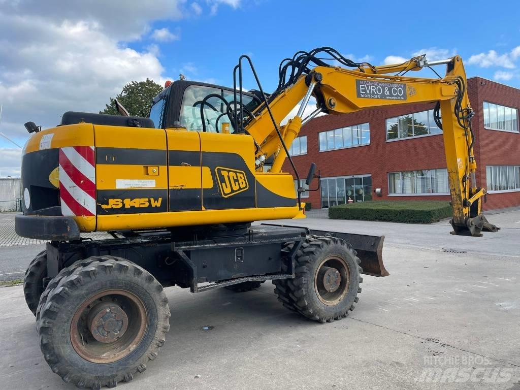 JCB JS 145 W Escavadoras de rodas