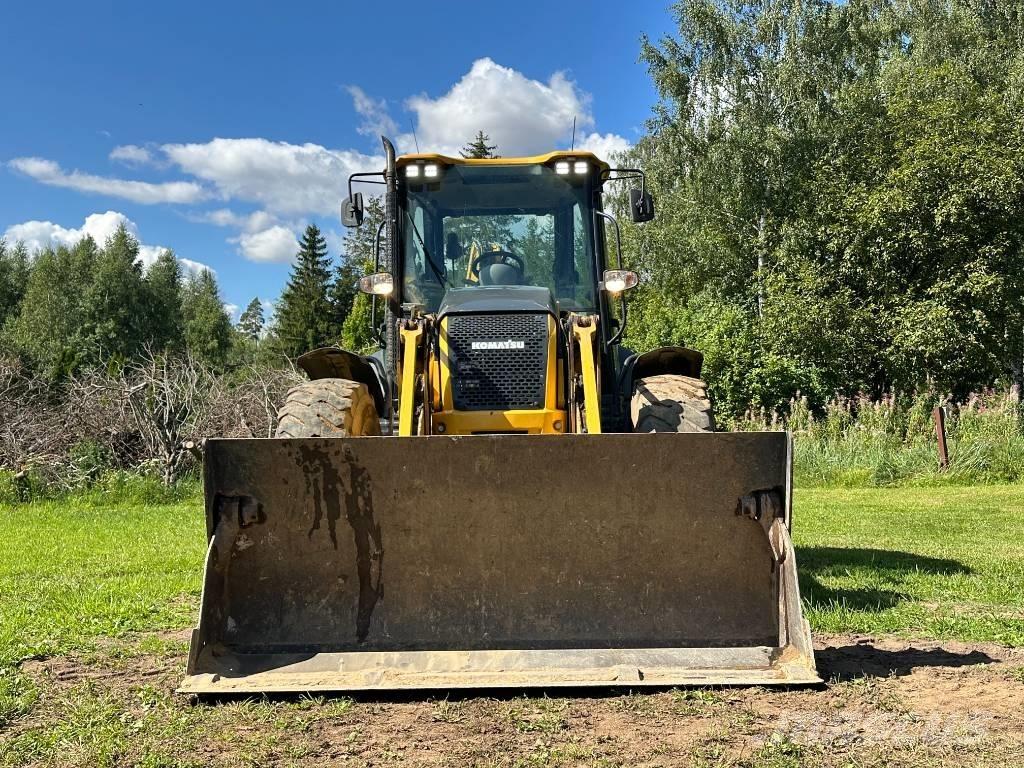 Komatsu WB 97 S-8 Retroescavadoras