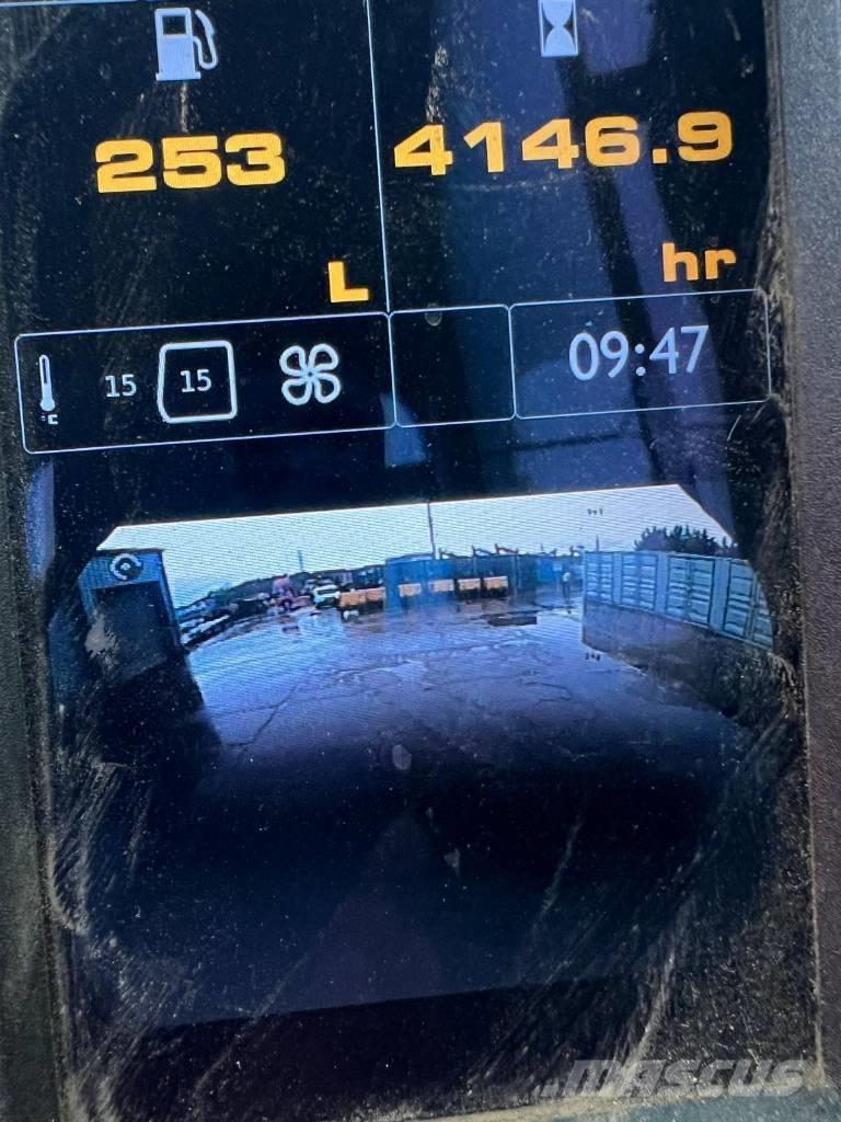 JCB JS 130 Escavadoras de rastos