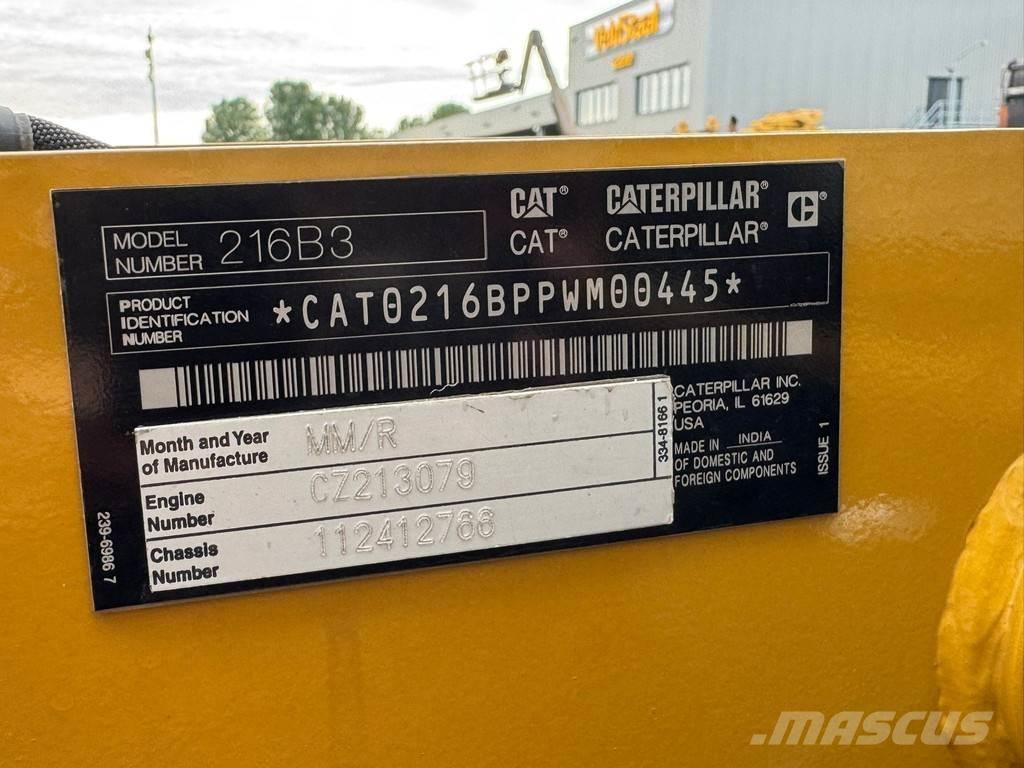 CAT 216B3 Pás carregadoras de rodas