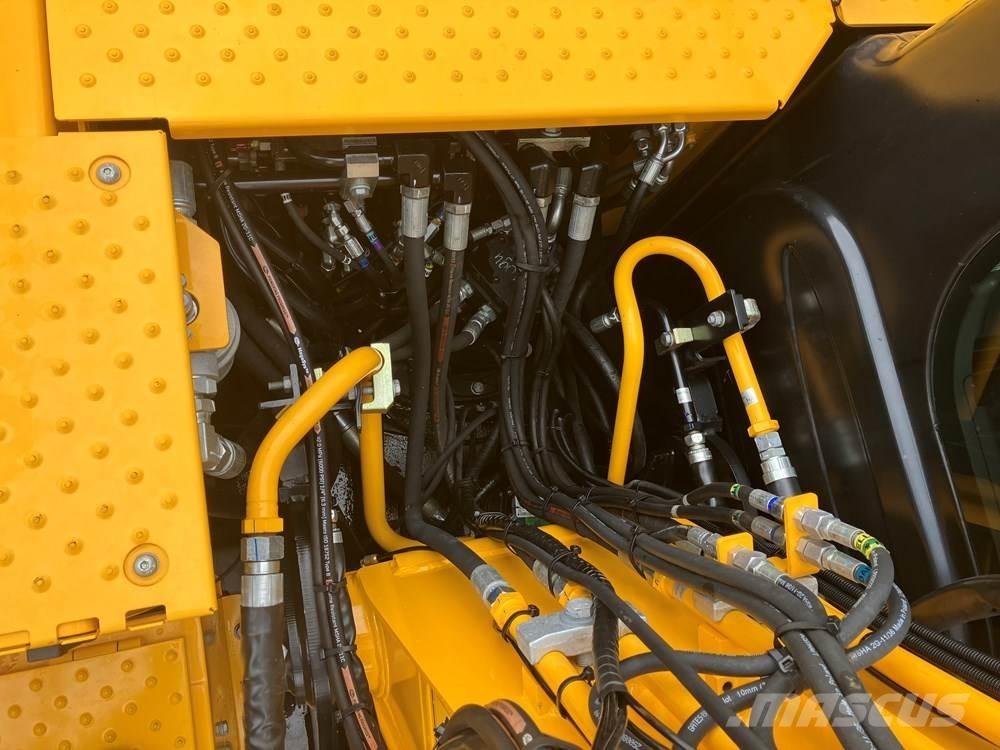 JCB JS145W Escavadoras de rodas