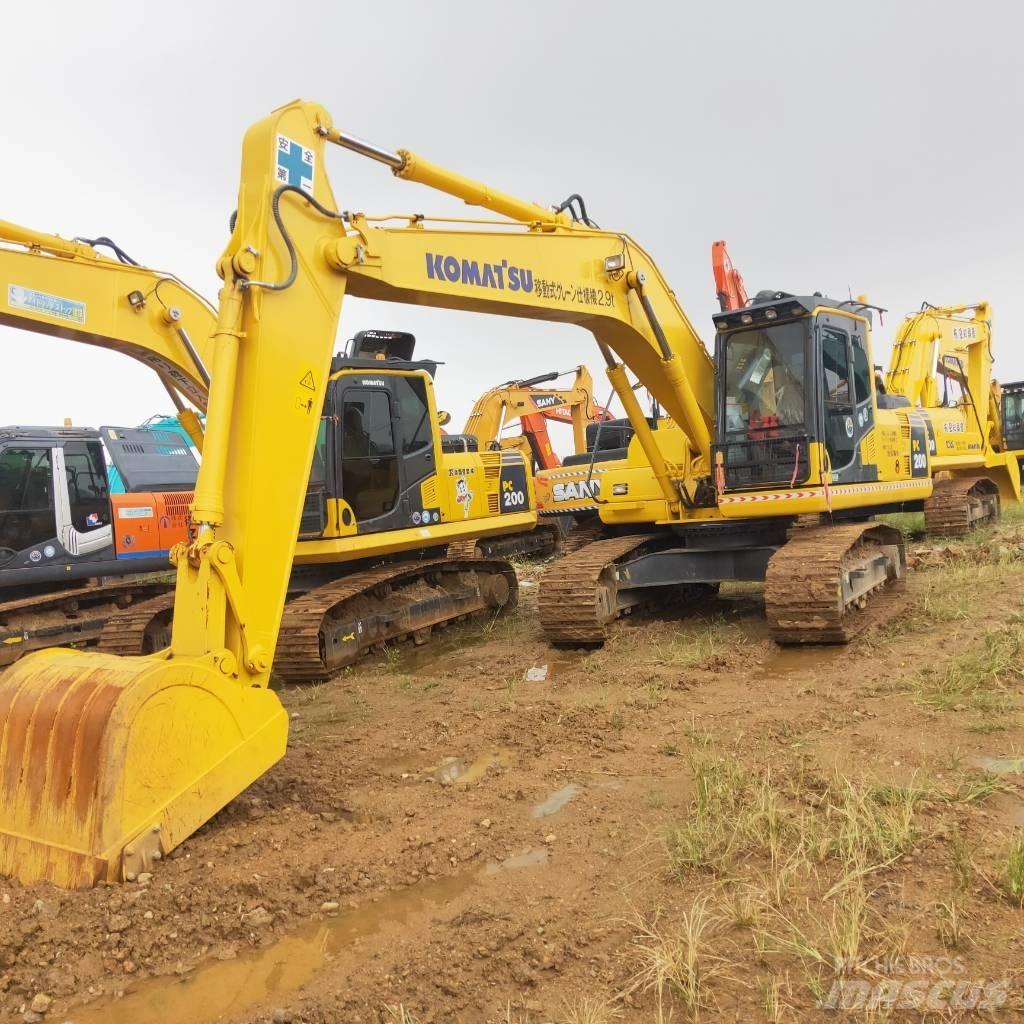 Komatsu PC200-8 Escavadoras de rastos