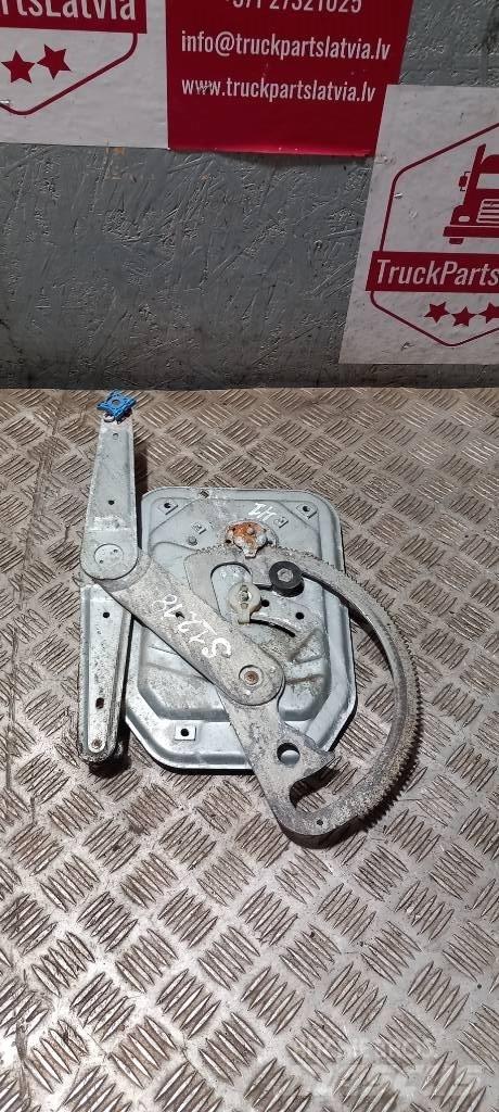 Scania R 440   1442292 Cabines e interior