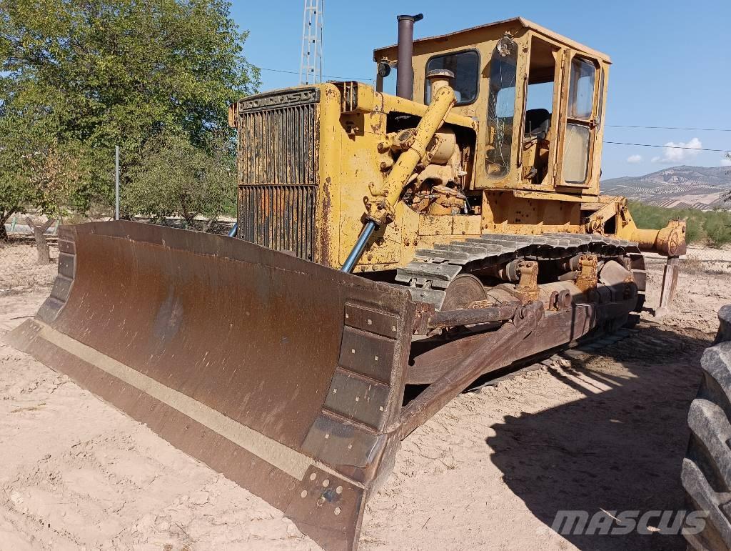 Komatsu D 85 A-12 Dozers - Tratores rastos
