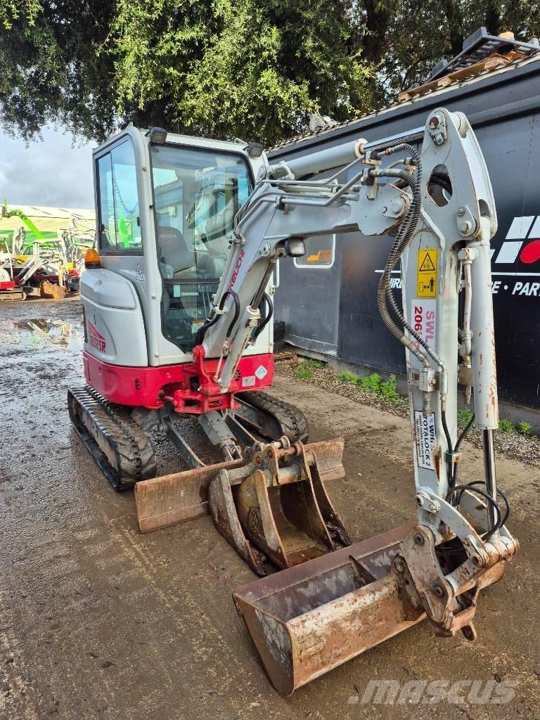 Takeuchi TB 325 R Mini Escavadoras <7t