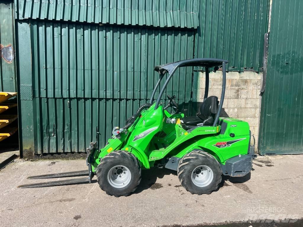 Avant 645 i Pás carregadoras de rodas