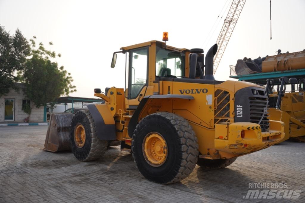 Volvo L 120 F Pás carregadoras de rodas
