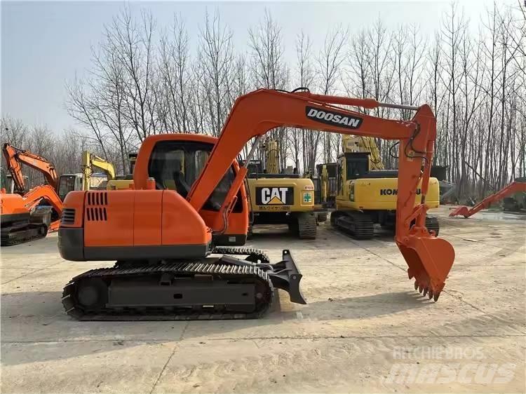Doosan DX75 Escavadoras de rastos