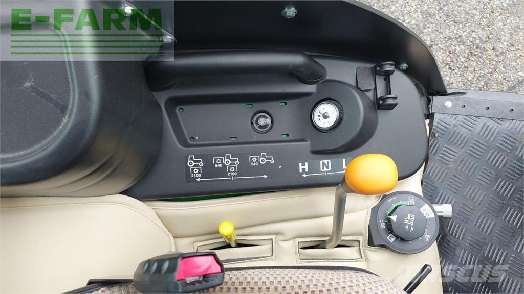 John Deere 1026R Tratores Agrícolas usados