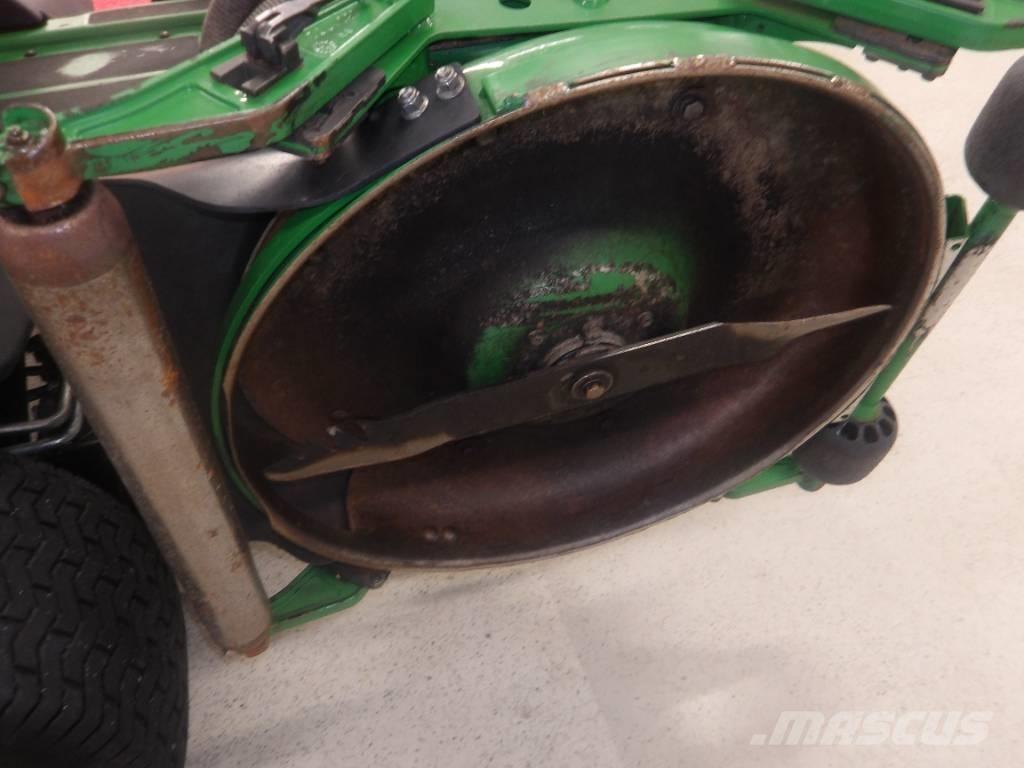 John Deere 9009 A Corta-Relvas Rough, trim and surrounds