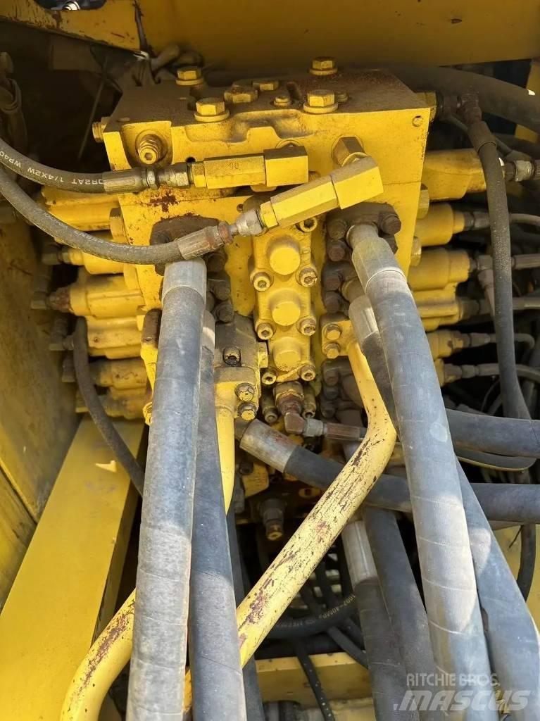 Komatsu PC 240 LC-8 Escavadoras de rastos