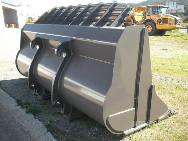 Volvo L220 Baldes