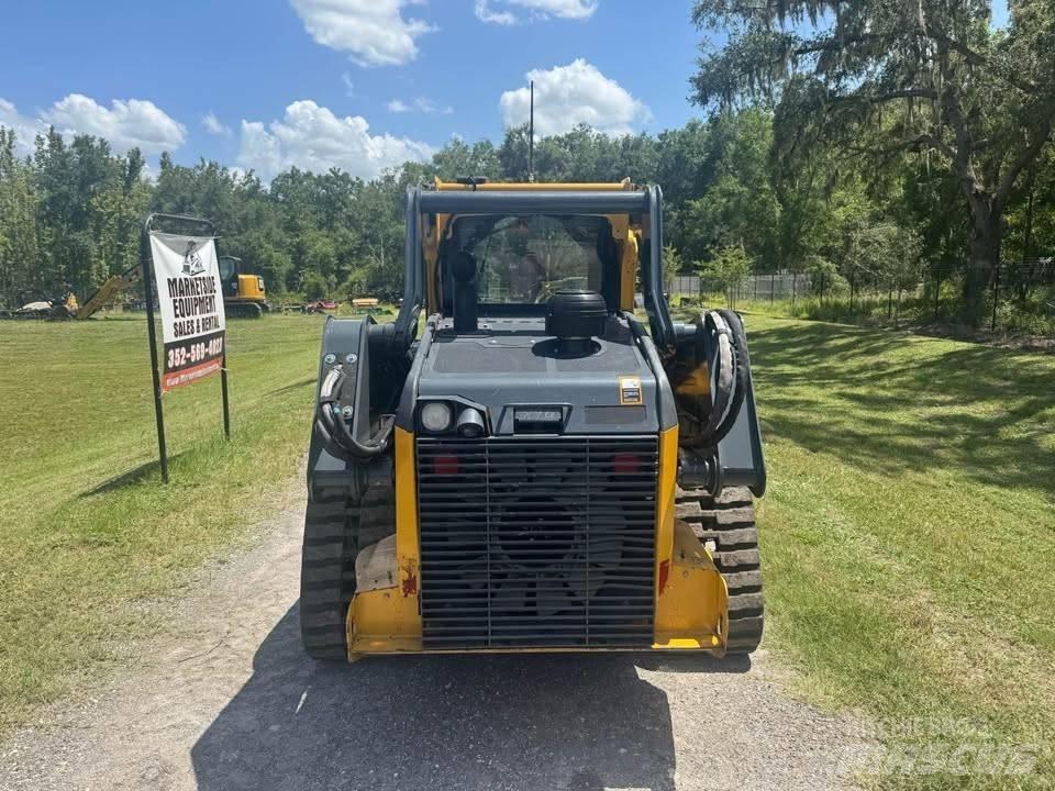 John Deere 325 Carregadoras de direcção deslizante