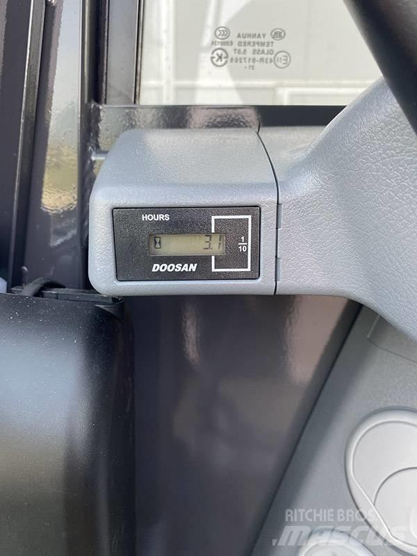 Doosan DX 63-3 Mini Escavadoras <7t