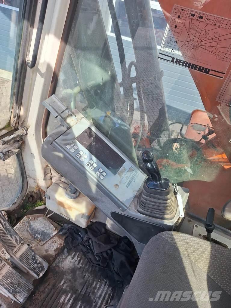 Liebherr R932 Escavadoras de rastos