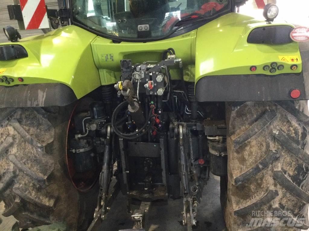 CLAAS ARION 550 Tratores Agrícolas usados