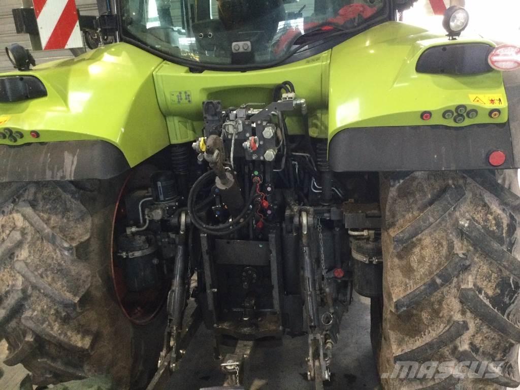 CLAAS ARION 550 Tratores Agrícolas usados