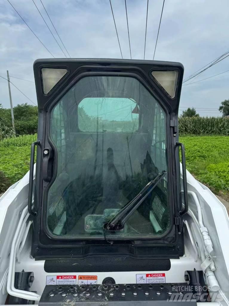 Bobcat S 160 Carregadoras de direcção deslizante