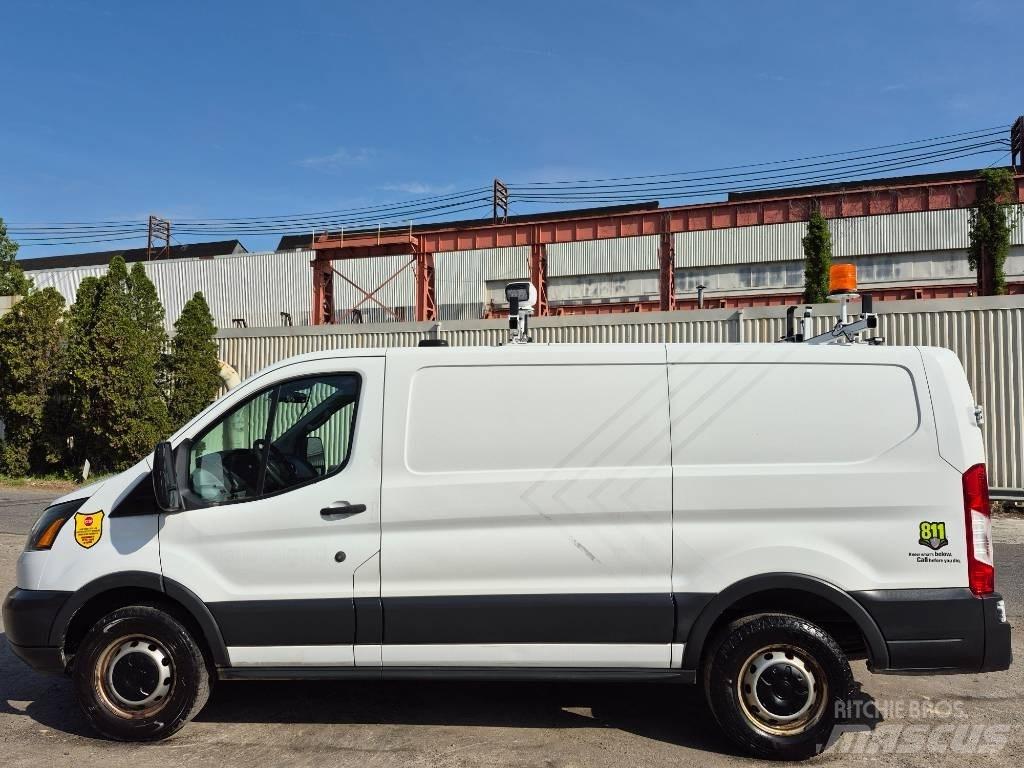 Ford Transit 250 Carrinhas de caixa fechada