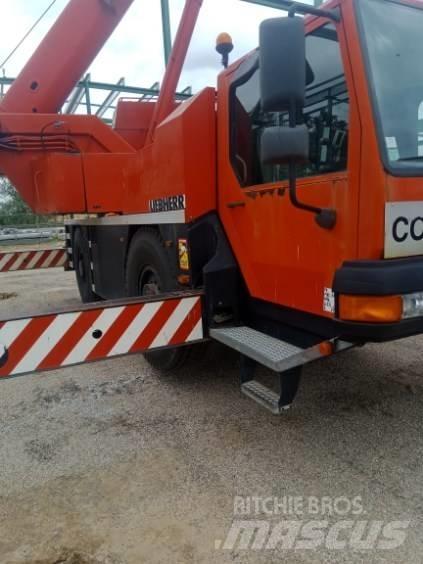 Liebherr LTM 1030-2 Gruas Fora-de-estrada