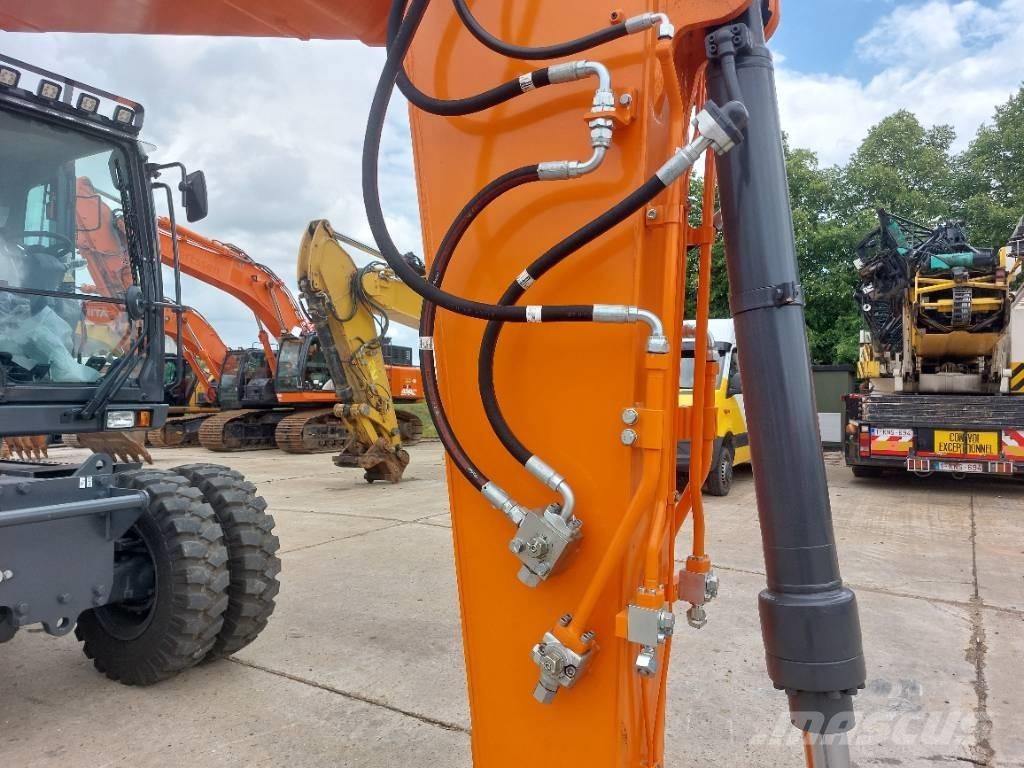 Develon DX 140 W-7 Escavadoras de rodas