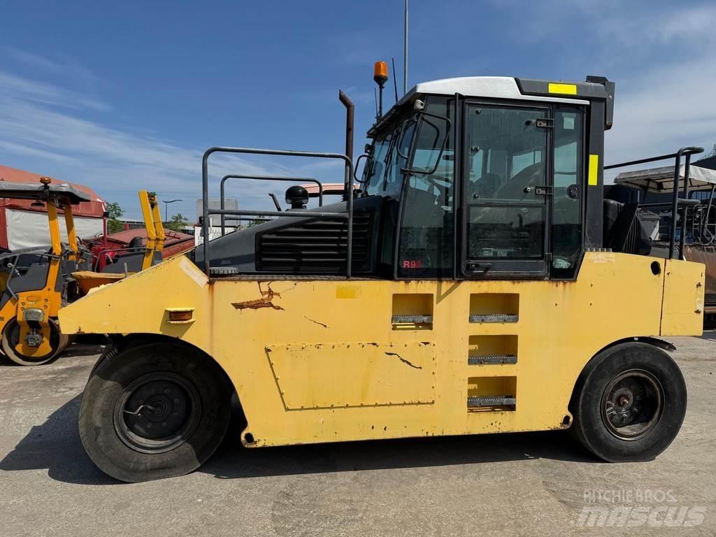 Bomag BW 24 R Cilindros Compactadores de pneus