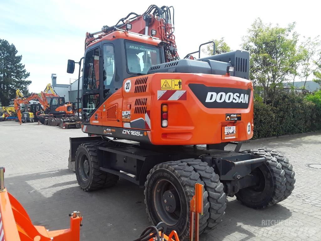 Doosan DX 165 W-5 Escavadoras de rodas