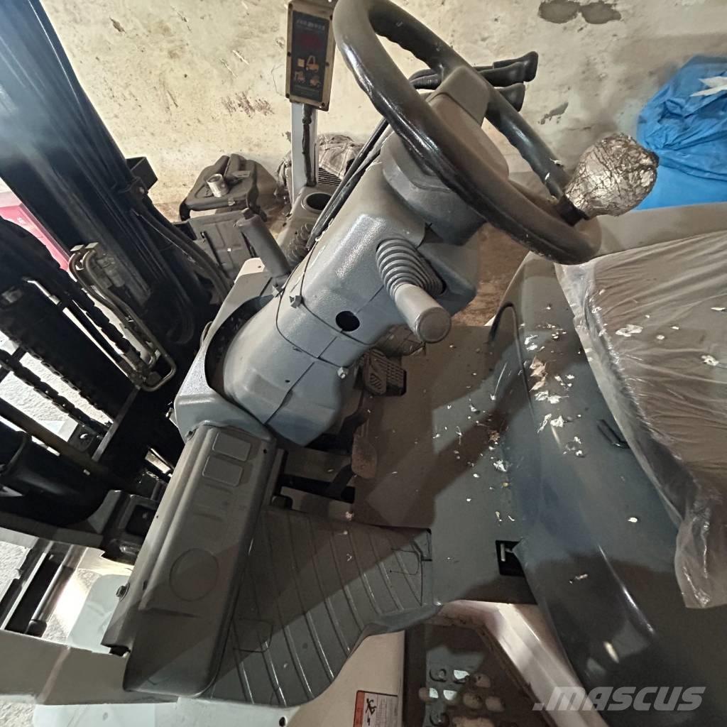 TCM FD35 Empilhadores Diesel