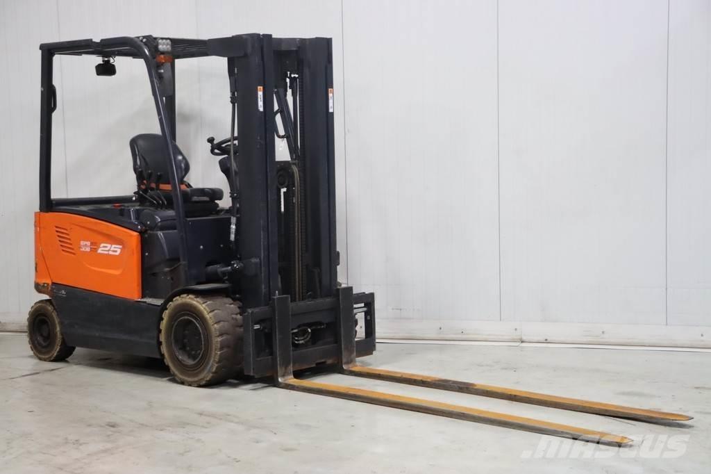 Doosan B25X-7 Empilhadores eléctricos