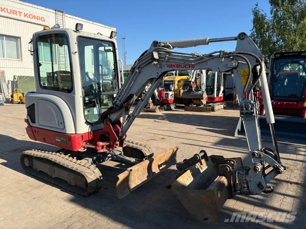 Takeuchi TB 225 Mini Escavadoras <7t