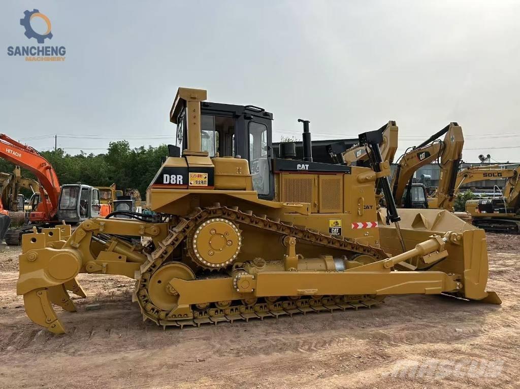 CAT D 8 R Dozers - Tratores rastos