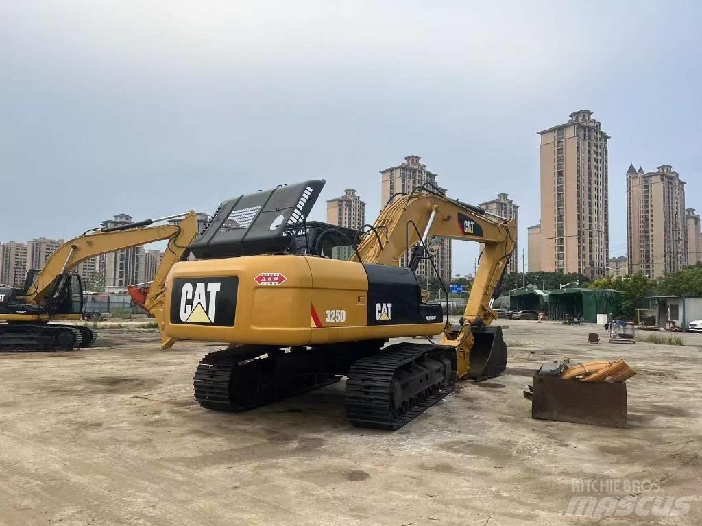 CAT 325D Escavadoras de rastos