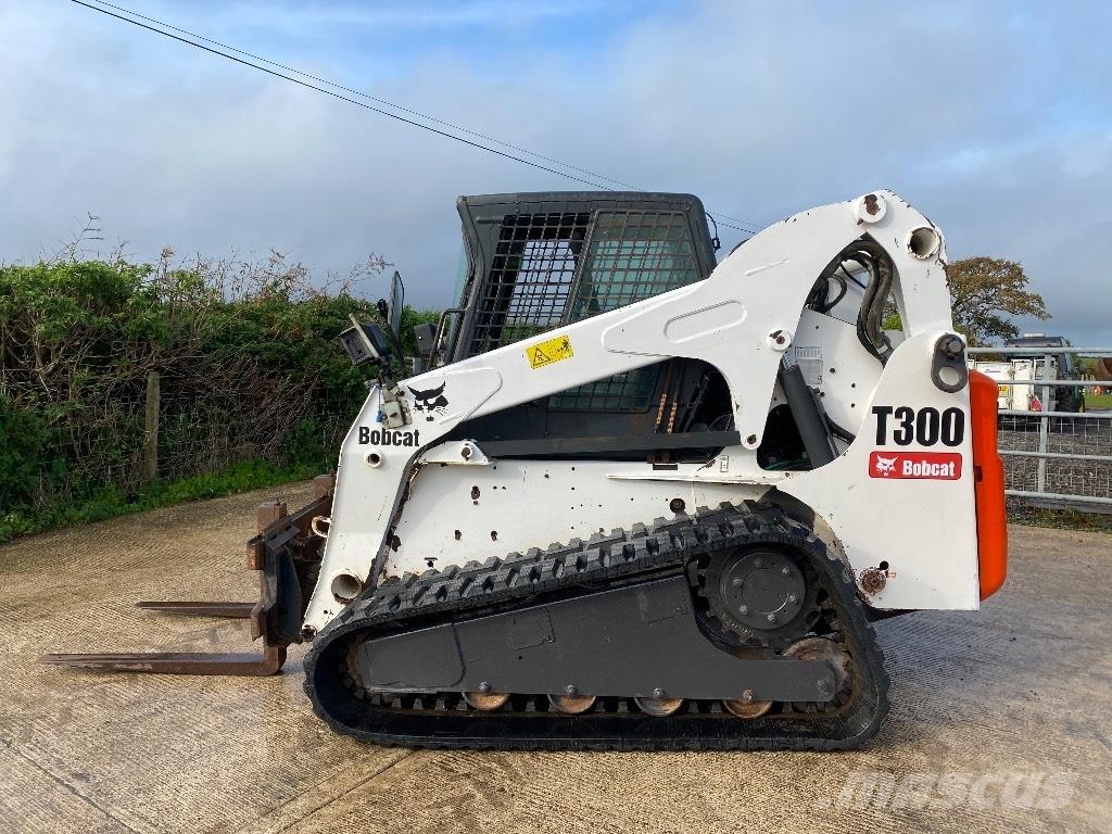 Bobcat T 300 Carregadoras de direcção deslizante