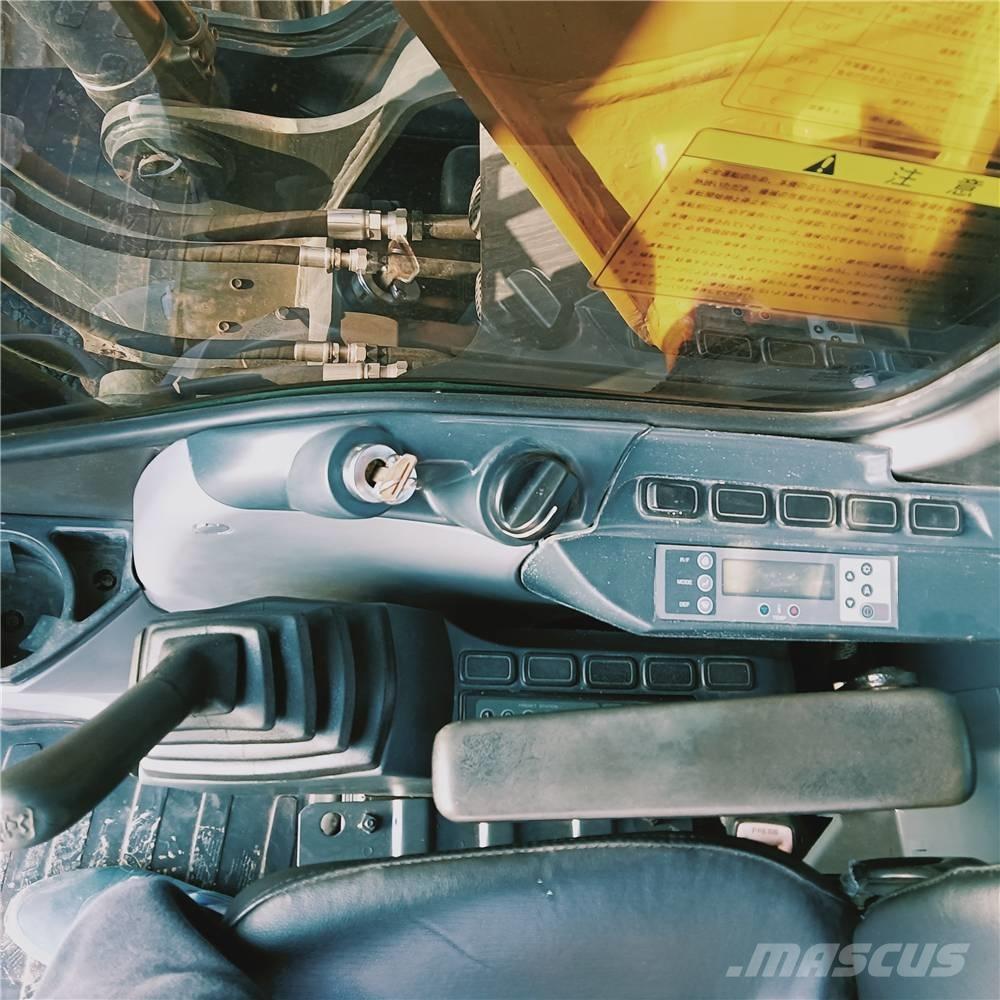 Kobelco SK200-8 Escavadoras de rastos