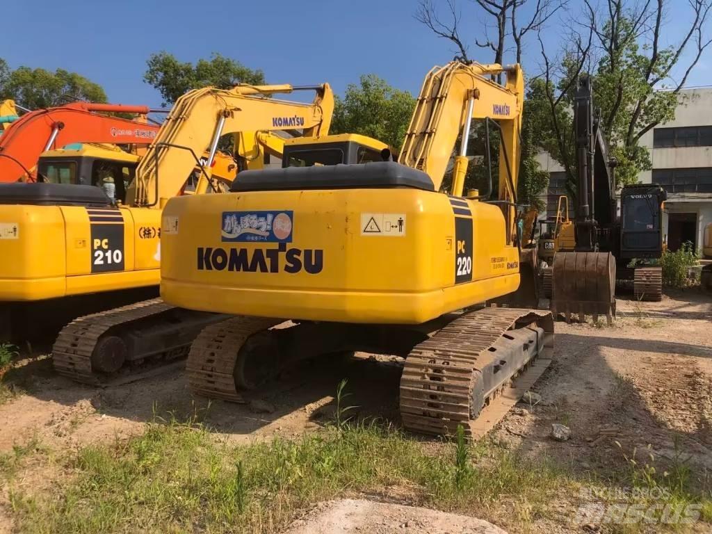 Komatsu PC220-7 Escavadoras de rastos