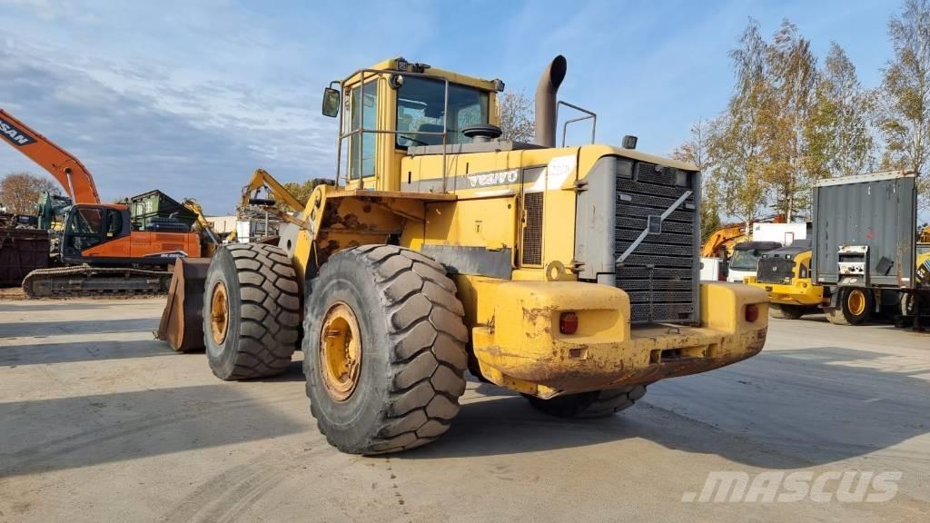 Volvo L 220 D Pás carregadoras de rodas