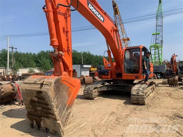 Doosan DX 300 LC Escavadoras de rastos