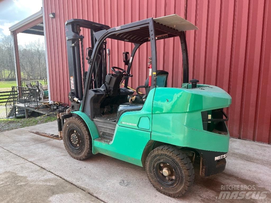 Mitsubishi FD40N1 Empilhadores todo-terreno
