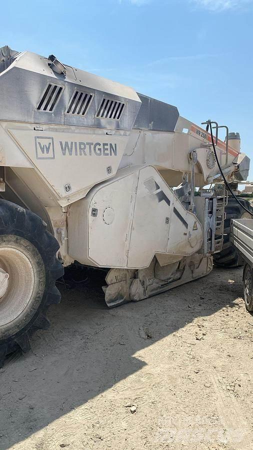 Wirtgen WR250i Recicladores de asfalto