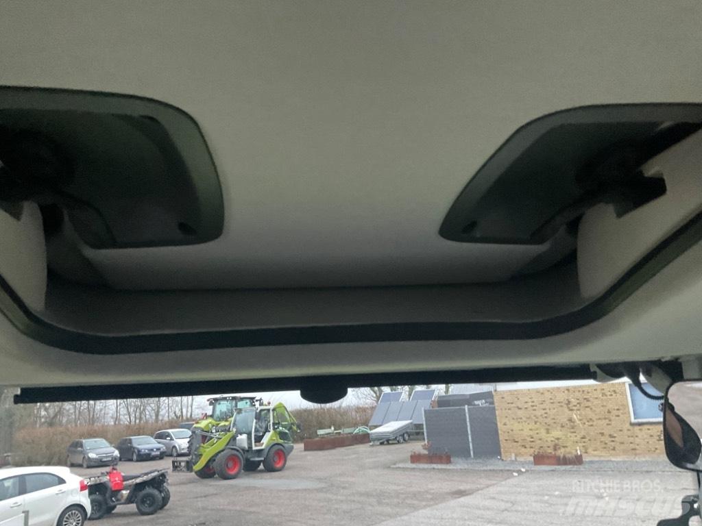 CLAAS ARION 450 Tratores Agrícolas usados