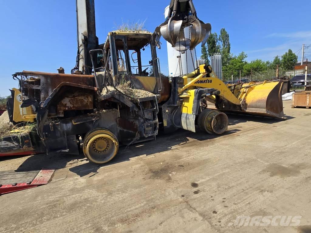 Komatsu 380-6 Eixos
