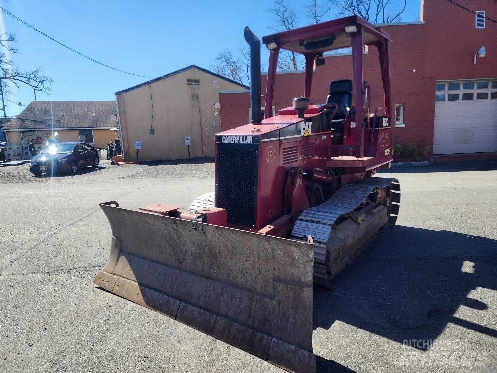 CAT D 3 C III Dozers - Tratores rastos
