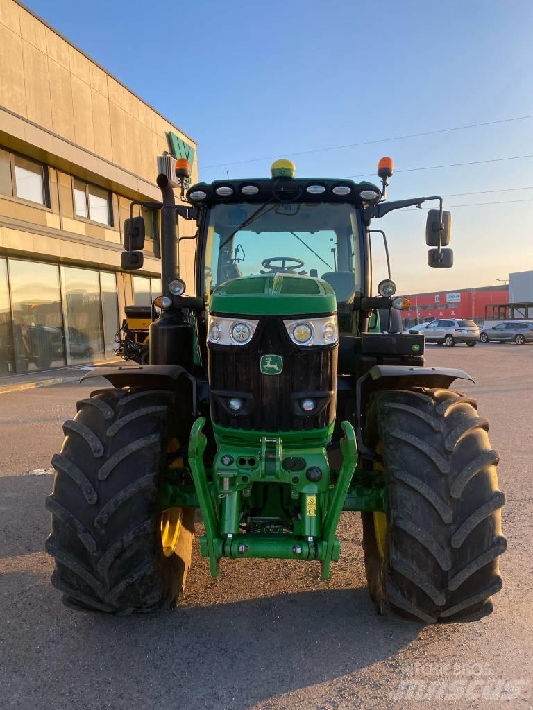 John Deere 6215 R Tratores Agrícolas usados